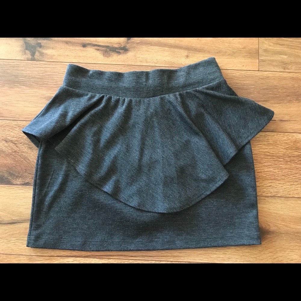 Grey peplum skirt